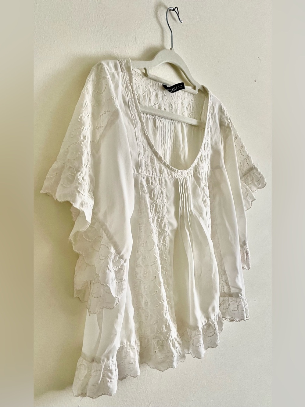🐩 H&M White Eyelet Peasant Blouse 🐩 - Picture 2 of 7